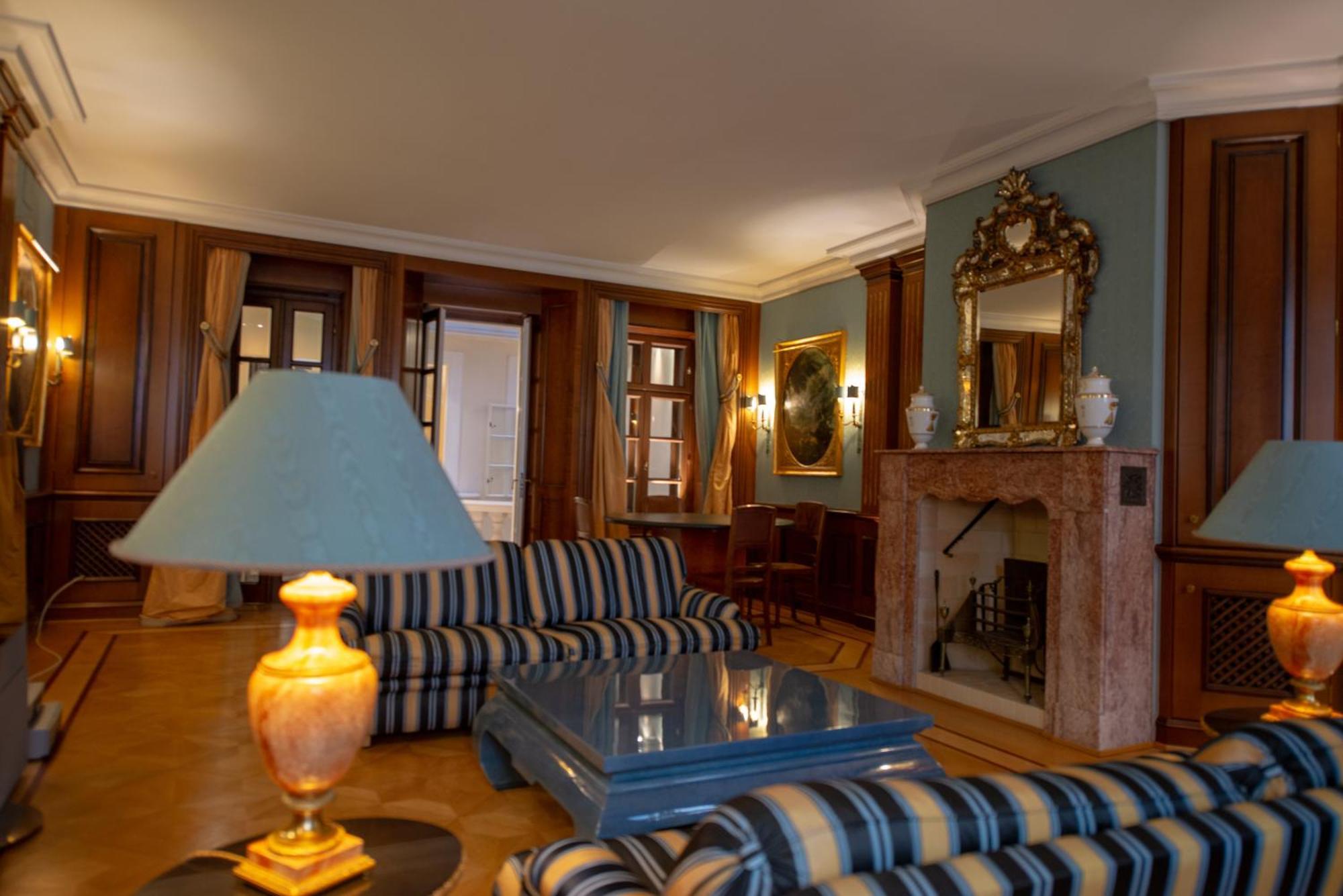 Zum Blauen Karpfen Appartement Wenen